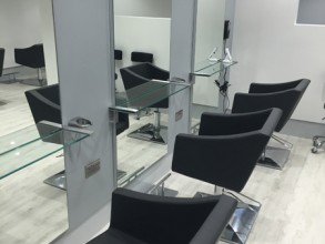 salon chairs and mirrors